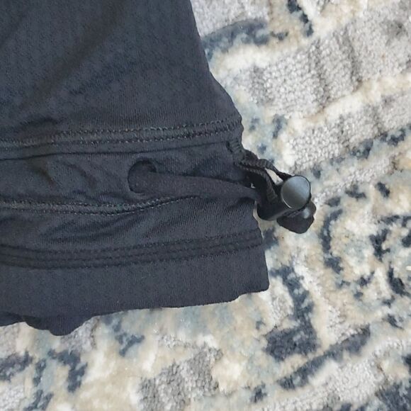 LULULEMON Black Tank - Size 4 - Picture 3 of 7